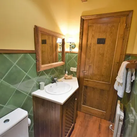 Дом отдыха Casa En Bolvir, Jardin Y Piscina *
