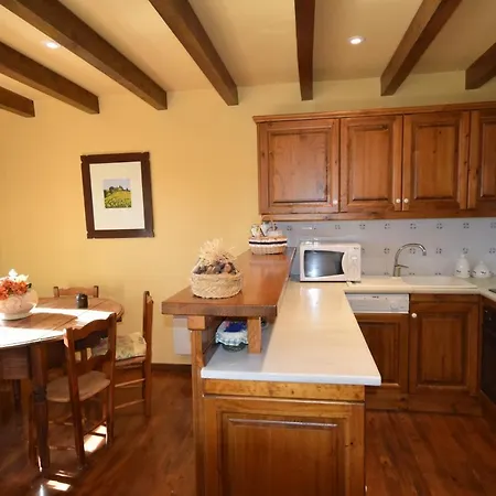 Casa En Bolvir, Jardin Y Piscina Дом отдыха