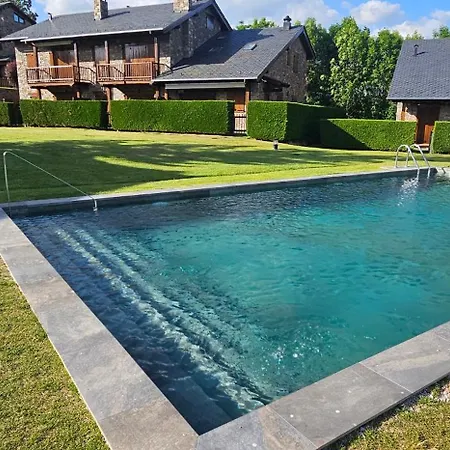 Casa En Bolvir, Jardin Y Piscina *
