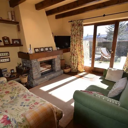 Casa En Bolvir, Jardin Y Piscina Дом отдыха *
